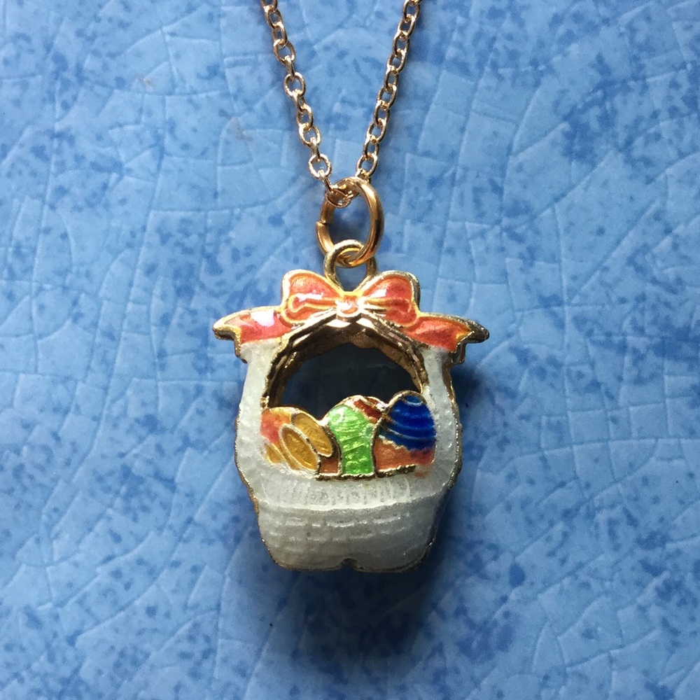 Easter Basket Necklace